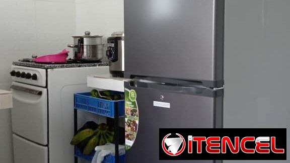 Se renta lineal apto Vedado calle 28
