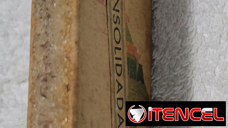 Cajetilla de fósforos para coleccionistas, manchada pero en buen estado, con promoción del INRA en 200 cup