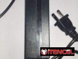 Cargador universal nuevo para laptop !