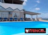 Tu paraíso privado en la playa te espera.