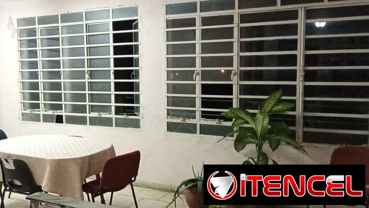Casa en playa #7( precio ajustable)