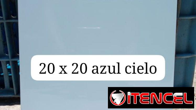 20x 20 azul cielo importada