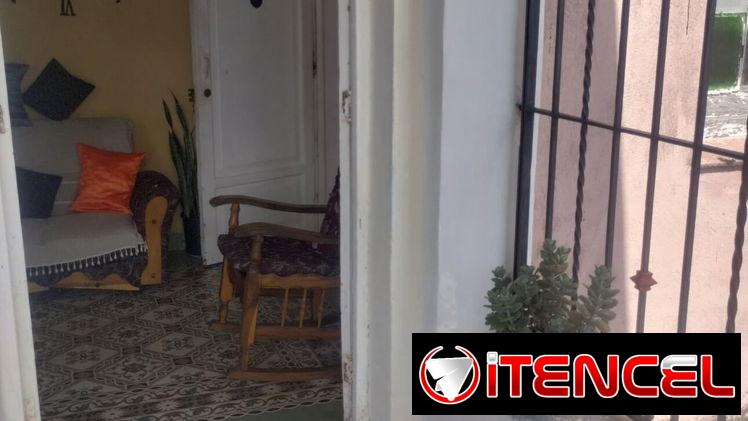 Apartamento en altos en Lawton cerca de la calzada de 10 de octubre
