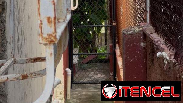 🏠 Bajos de una biplanta en Playa ubicado en zona residencial