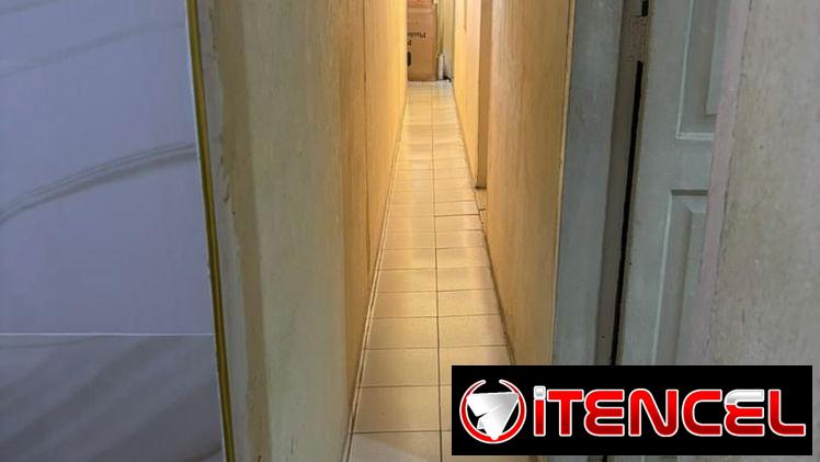 • LR006  🏢 Apartamento en Venta – Prado y Malecón, La Habana  📍 Ubicación: Prado y Malecón, La Habana 📌