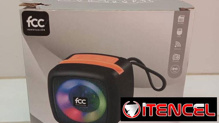 Bocina con Bluetooth y usb. Nueva en caja. Mensajería opcional