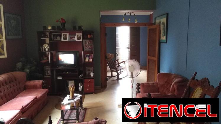 Se vende ahora en 63mil bajos de un biplanta calle 1ra Miramar
