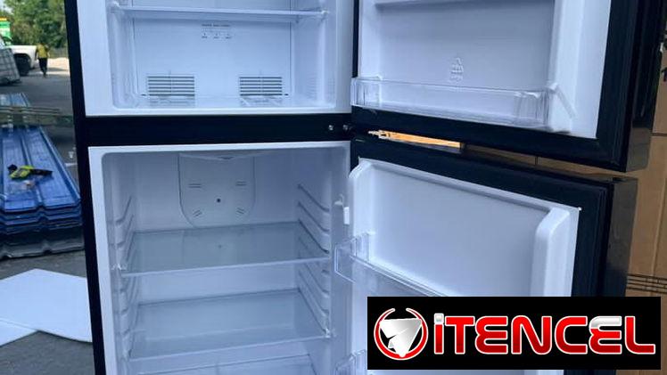 REFRIGERADOR DE 10 PIES CONGELACIÓN SECA Y EFECTO ESPEJO 400 USD