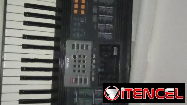 Se vende piano