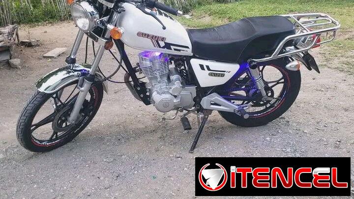 Moto de gasolina 150