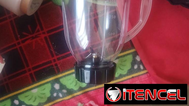 En venta cafetera y batidora 30 usd