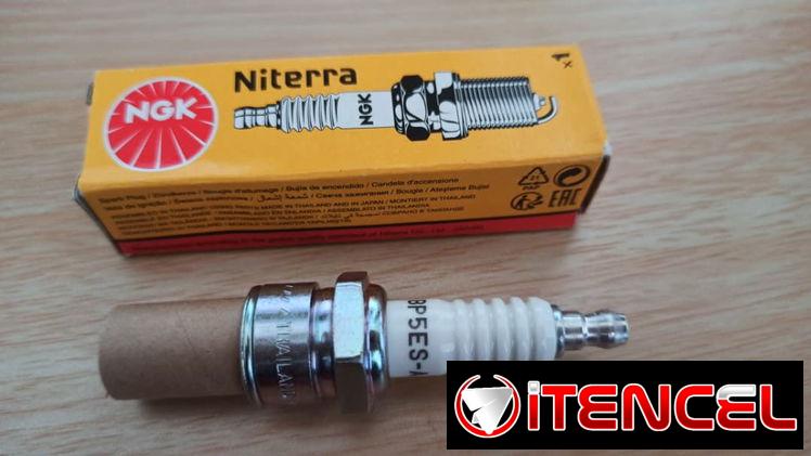 Bujías largas y cortas 14 mm hexágono 21 – BP5HS y BP5ES-A en venta