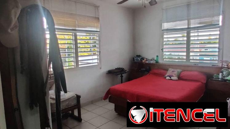PENTHOUSE CAPITALISTA CON VISTA AL MAR, CERCANO A 9NA Y 94, PLAYA.