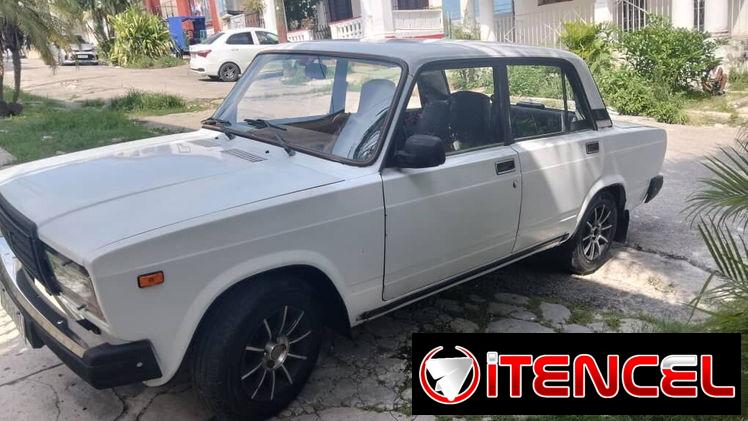 LADA blanco 2006 (2107)