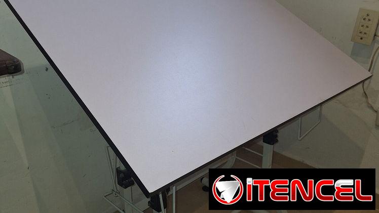 Mesa de dibujo para arquitectura o diseño