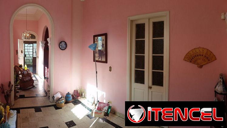 (al170)-150000-Biplanta en bajos en El Vedado.(53o22922)(www.ventacasasmandy.com).