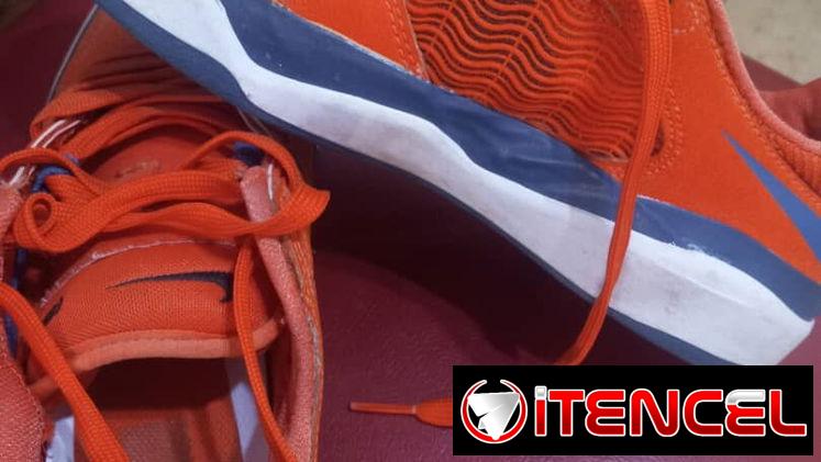 Tenis Nike