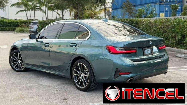 Vendo o Negocio BMW 330i 2021 con 54,000 millas