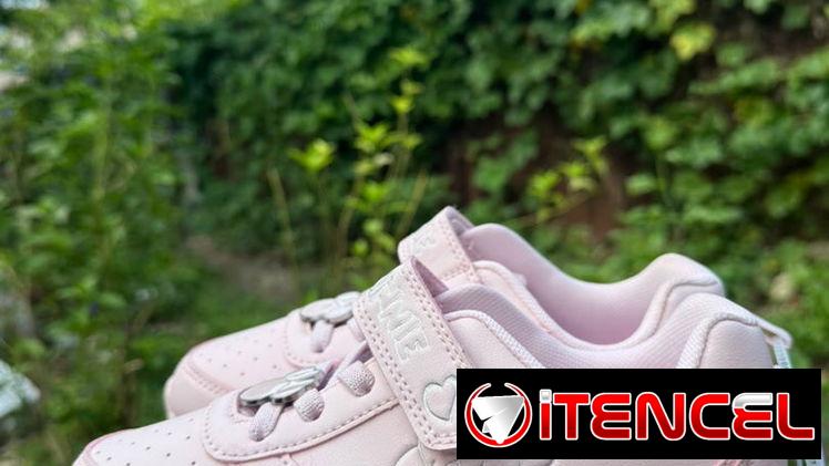 🌸✨️Tenis originales Disney temática Minnie🌸