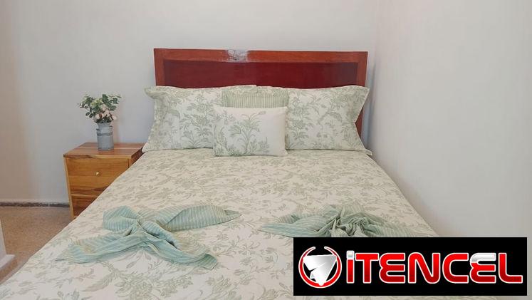 Renta líneal de apartamento remodelado  dos cuartos y un baño