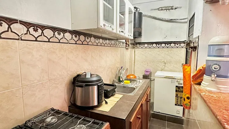 Vendo apartamento de 2 habitaciones, Playa. 20000$ o su equivalente en euros, pago en Cuba/España, posibilidad de rebaja