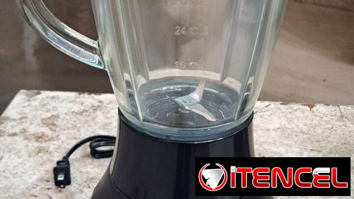 Licuadora con vaso de vidrio MILEXUS