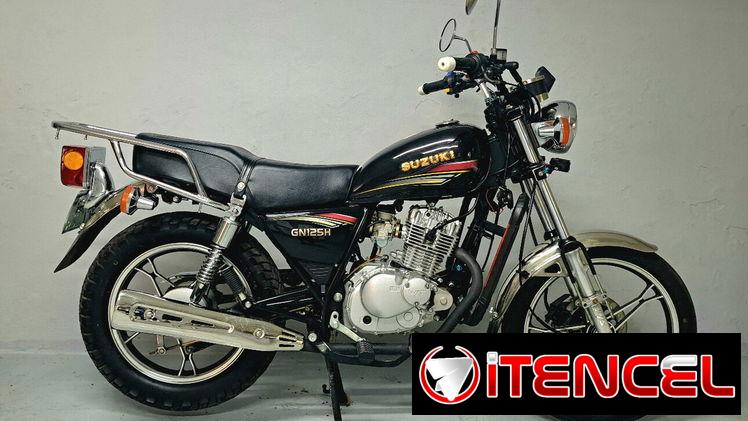 Moto Suzuki GN125H