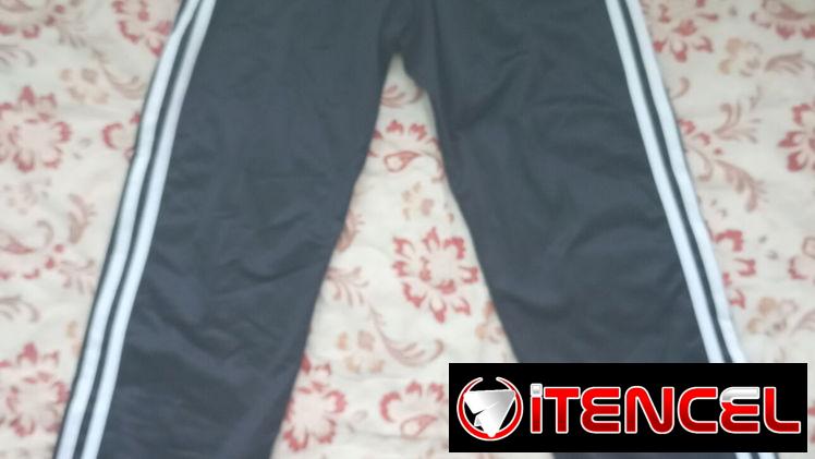 Mono Adidas talla S