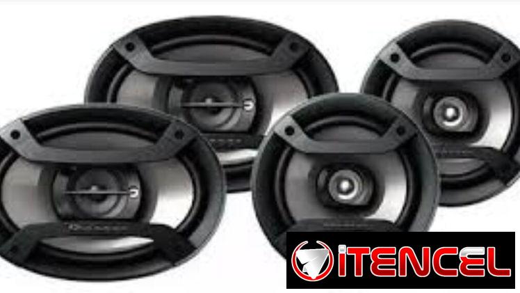 Reproductora Pioneer tactil con cuatro bocinas Pioneer, todo en su caja, interesados llamar o escribir al 5 3380315 Prec