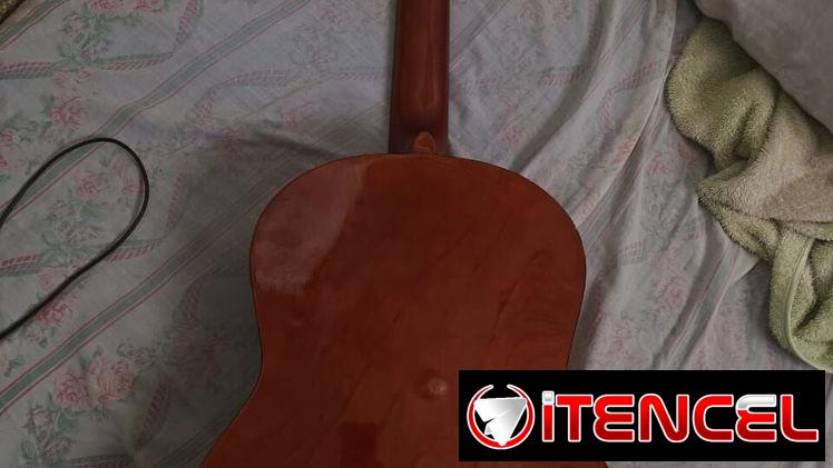 Guitarra 15000