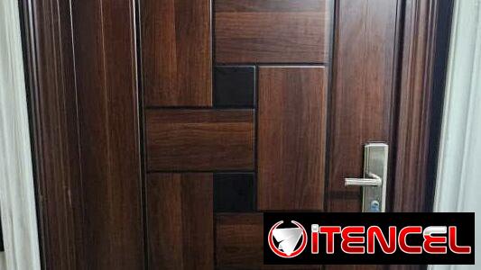 Puertas polimetalicas:2.15×0.98