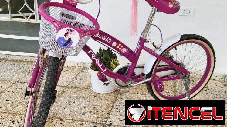 Vendo bicicleta de niña ( poco uso).