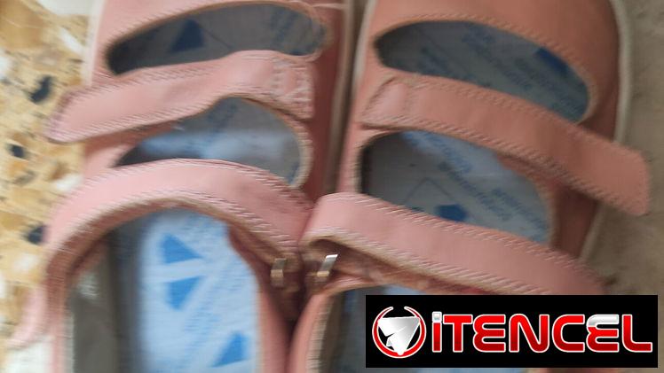 Vendo zapatos de niña