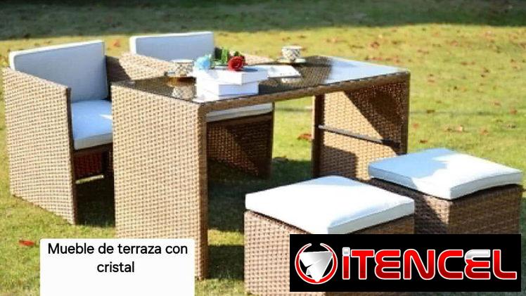 Mueble de terraza con cristal