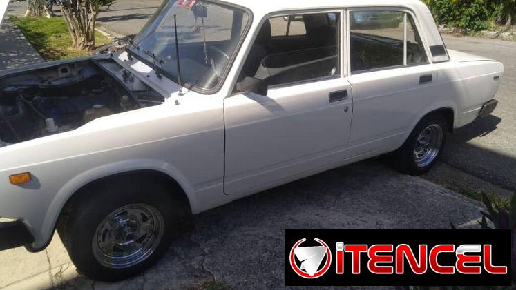 VENDO LADA 2105