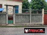 Venta de Casa independiente se deja equipada con muebles y electrodomesticos para llegar y vivir.