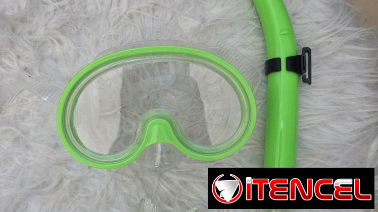 Snorkel y máscara infantil