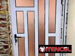 Puertas reticuladas de aluminio
