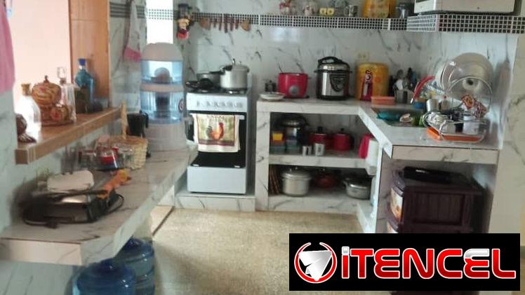 Se vende casa de 3 niveles , puerta calle que consta de 118.58 m2 ⭐