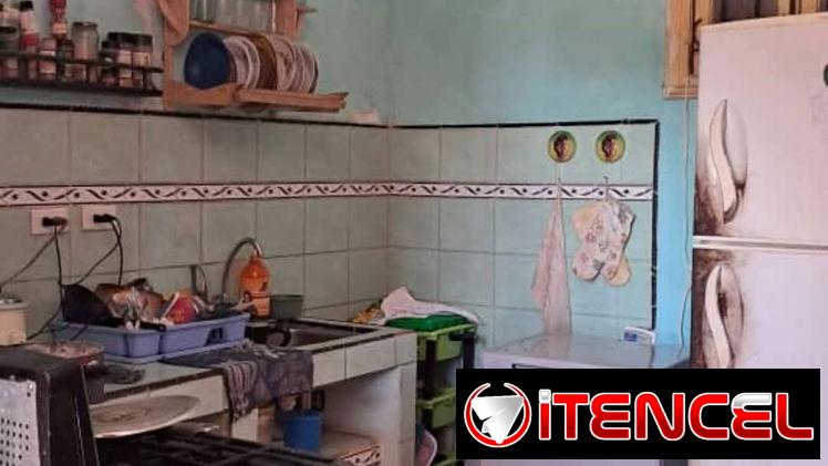 Casa en venta en Milagros, Lawton.