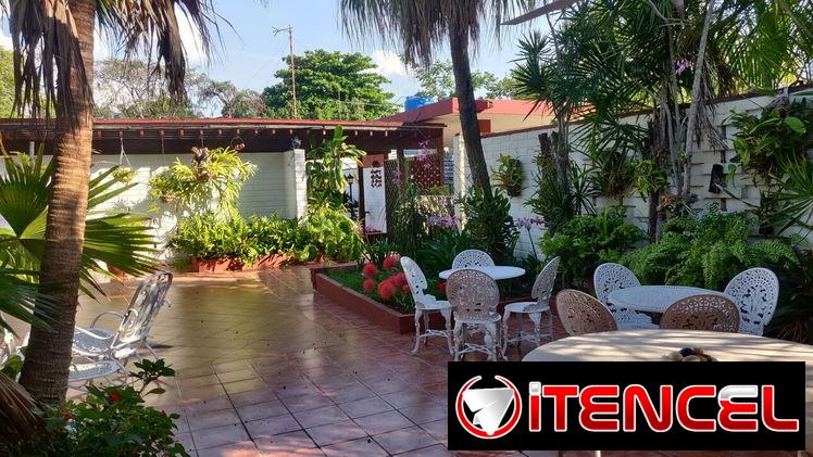 🌞 Amplia Propiedad de Lujo de 5 Habitaciones en Siboney Con Paneles Solares REF 1468