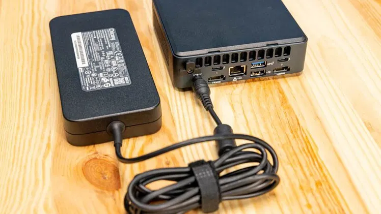 Mini PC Intel NUC11TNKi5. | PC y Accesorios | Nuevo | Garantía 7 | videojuegoshabana.com