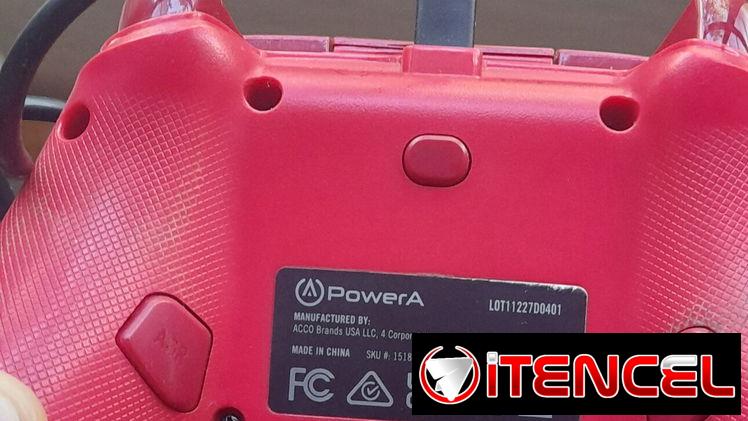🎮 Mando PowerA Enhanced con cable — Licenciado Xbox, rojo con cruceta dorada. Tengo varios, de distintos colores