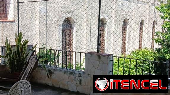 Se venden dos casas hermosas en una misma propiedad En Arroyo Arenas,