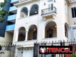 📱 Hostal Exclusivo en La Habana con Terrazas y Capacidad para Grupos