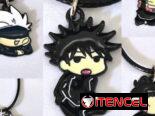 Collares animes y de videojuegos en La Habana Vieja