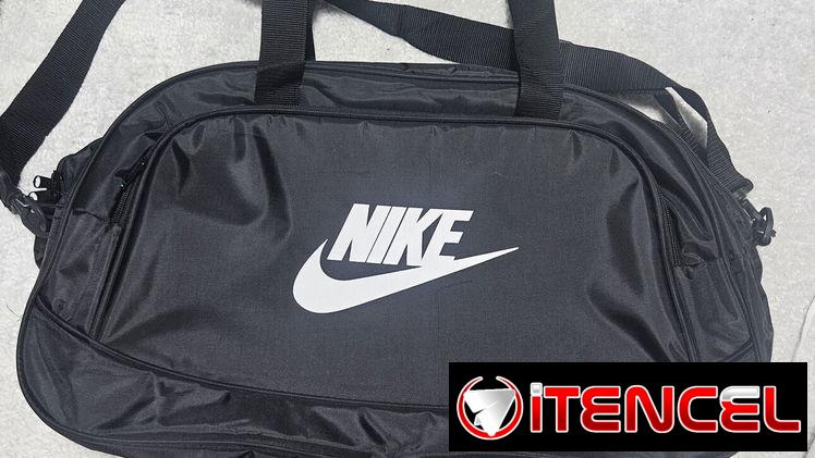 MALETÍN NIKE GRANDE