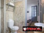 En La Habana, Cuba. 3 habitaciones, 3 camas, 3 baños.