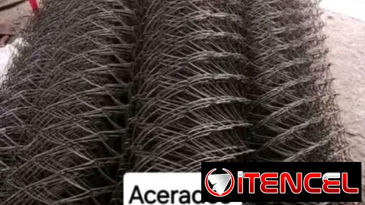 Rollos de cercas acerados