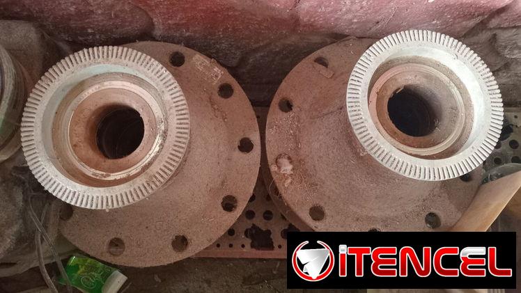 Vendo cubos de rueda delanteros de Frailini( internacional) nuevos, con rodamientos y retenes. Buen precio.